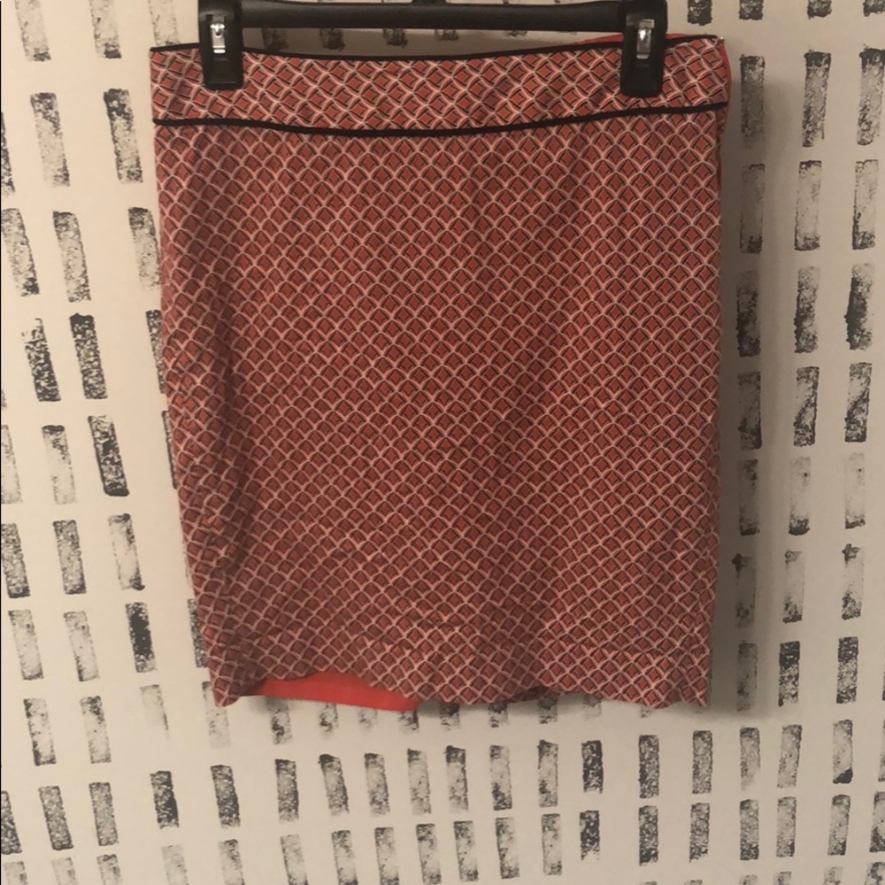 The limited pencil skirt